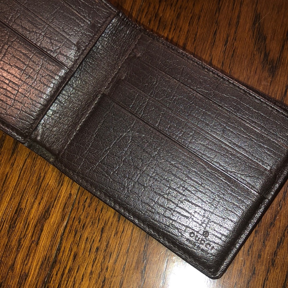 GUCCI GG Supreme Brown Leather Coated Canvas Monogram Bifold Wallet - Picture 10 of 17